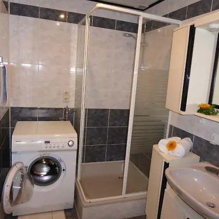 Апартаменты David *