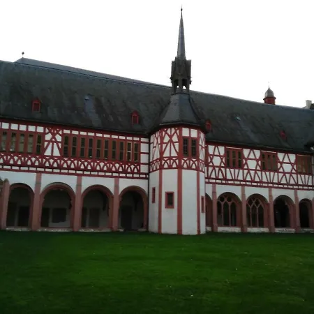Apartment David Lorch am Rhein